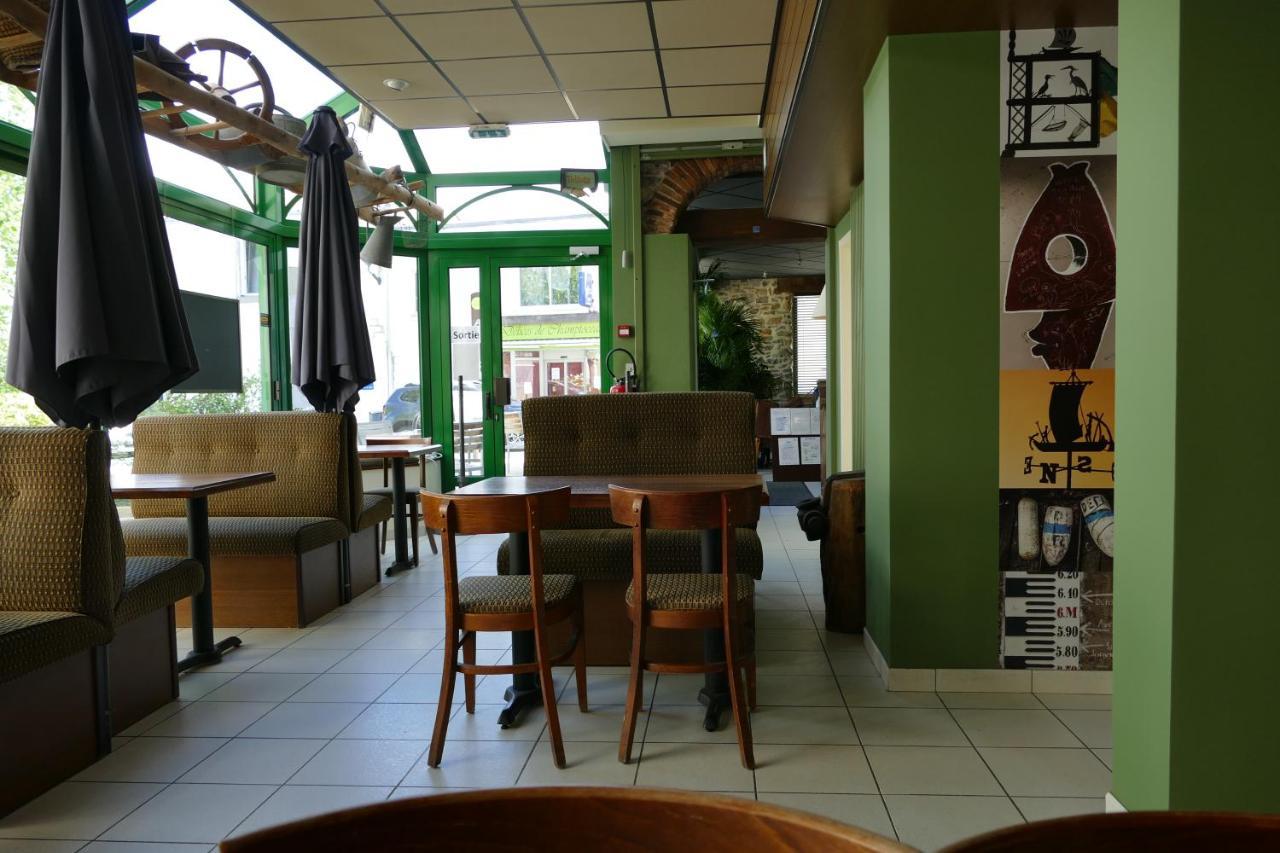 Logis Hotels Le Champalud Restaurant La Citadelle Oree-d'Anjou Экстерьер фото