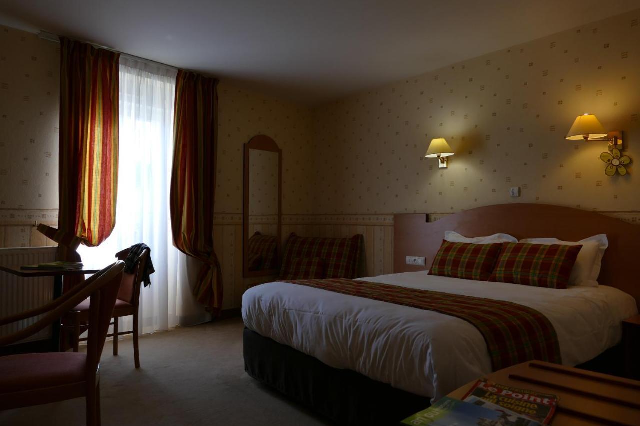 Logis Hotels Le Champalud Restaurant La Citadelle Oree-d'Anjou Экстерьер фото
